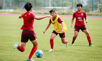  中国U16女足训练备战