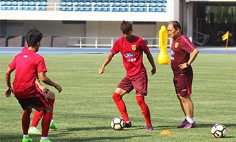 中国U20男足冒高温集训